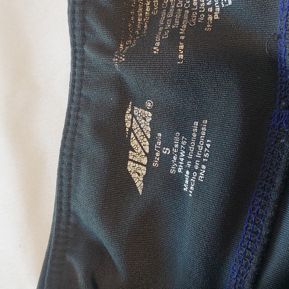 Avia Women's Purple and Black Athletic Shorts.Size Small . - Picture 4 of 8